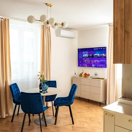 Luxapart 23, Lublin, Stare Miasto, Plac Zamkowy Апартаменты *